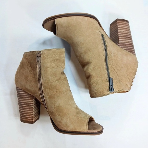 Lucky Brand Tan Ankle Booties with Peep-Toe - Picture 9 of 13